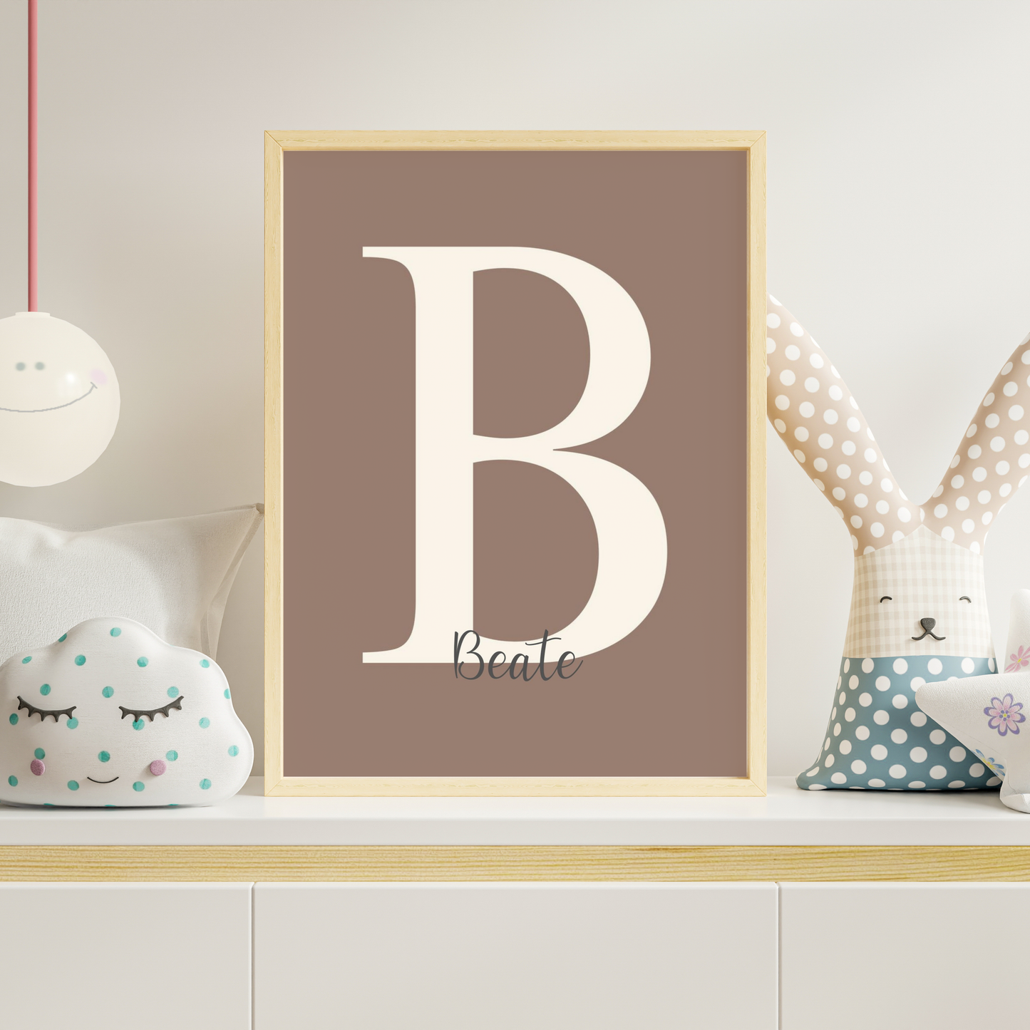 D bokstavplakat brun med navn