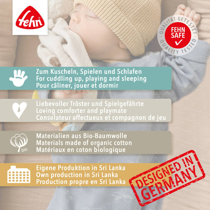 Soft beige strikket babyhatt med tekstur i økologisk bomull fra koseklut deluxe rosa kanin