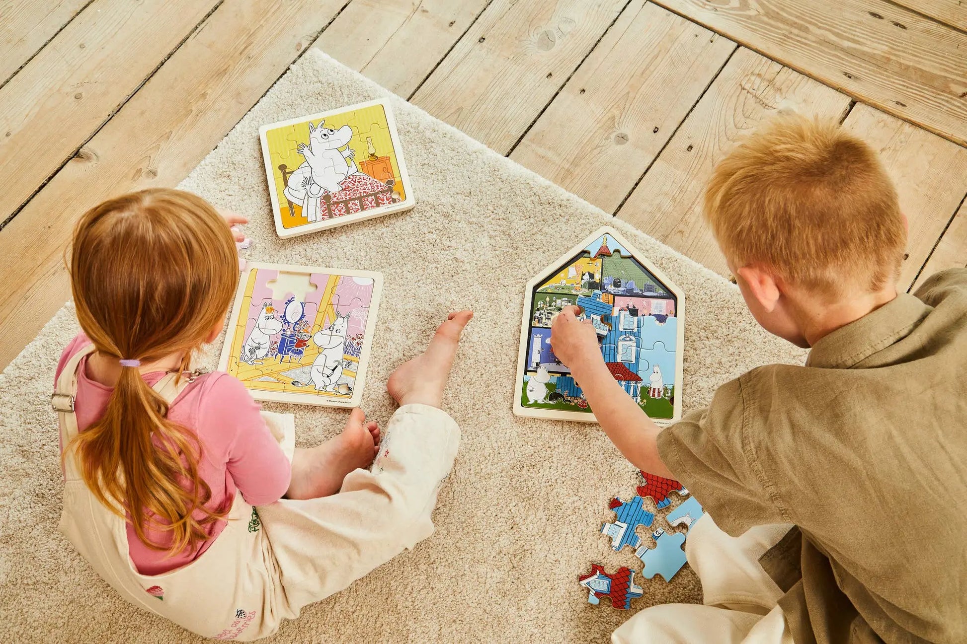 Et robust trepuslespill med søtt mummi-motiv i pastellfarger fra Barbo Toys oppussing